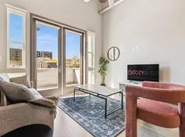 CozySuites PHX RORO Gym Pool Pets & Parking #15