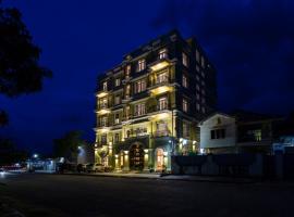贡布精品酒店，位于贡布贡布夜市附近的酒店