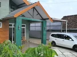 Green House Homestay by ABM