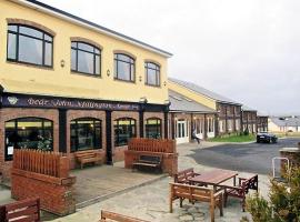 Abhainn Mhor Lodge，位于Doohooma的酒店