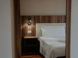 拉伦比纳酒店-餐馆