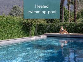 Ascona Lodge, Pool & Garden Retreat，位于阿斯科纳的酒店
