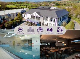 The Kenmare Bay Hotel & Luxury Lodges Resort，位于肯梅尔的Spa酒店