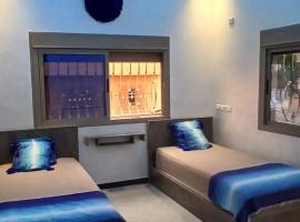 LH Appart 1 très bel appartement avec vue sur les montagnes，位于Afourer的酒店