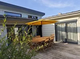 Spacieux Chalet en Bois Massif au coeur du Finistère