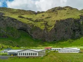 Drangshlid Hotel by Tröll