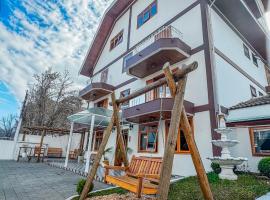 Pousada Vilage Inn Capivari Campos do Jordão，位于坎波斯杜若尔当的酒店