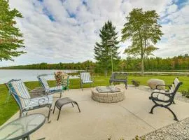 Lakefront Home: Private Dock, Fire Pit, & Kayaks
