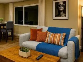 Homey 1BR APT in SSFO with Washer Dryer WiFi