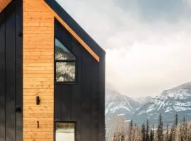 Pur Lodging Mountain Cabin 1 - Private Hot Tub