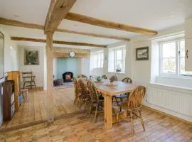 Beautiful cottage set in peaceful surroundings with stunning views