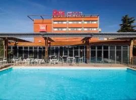 宜必思瓦朗斯南部酒店