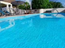 Ti Village Creole，位于圣安尼的酒店