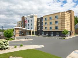 Fairfield Inn & Suites by Marriott Geneva Finger Lakes，位于日内瓦的酒店