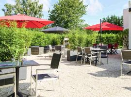 宜必思阿布维尔酒店，位于阿布维尔的酒店