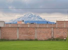 Casa familiar con vista al Chimborazo - Descubre Riobamba，位于里奥班巴的乡村别墅