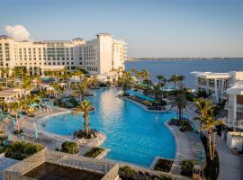 Sunseeker Resort Florida Gulf Coast, Curio Collection Hilton，位于蓬塔戈尔达的Spa酒店