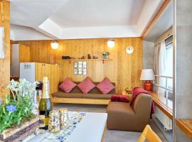 Appartamento Samantha Residence Solaria Marilleva 1400，位于马里尔伊瓦的酒店