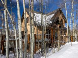 Charming Vacation Rental in the Heart of South Park near Fairplay, Colorado，位于Jefferson的酒店