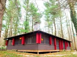 Unique Cabin Vacation Rental for Large Groups on the coast of Lake Michigan near Saugatuck, Michigan