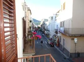 Eoliando Case per Vacanza - Lipari Corso