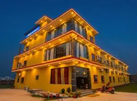 FabHotel Shree Venkatesh Nileyam - 300m from Ram Janam Bhumi