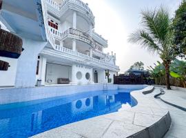 RedDoorz near Gunung Salak，位于Cihideung的酒店