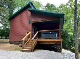 Gorgeous Secluded Wooden Cabin in Carbondale, Illinois