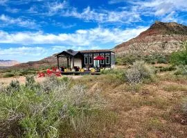 Guardian Angel Tiny House near Zion National Park