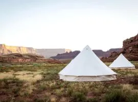 Beautiful Glamping Tent for an Unforgettable Family Escape near Canyonlands National Park in Moab, Utah