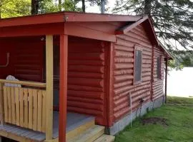 Idyllic Log Cabin Steps from Somo Lake near Tomahawk, Wisconsin