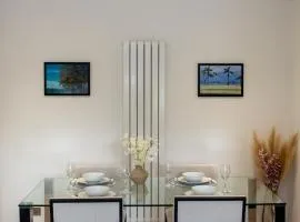 Hatfield Haven with Free Parking, 25min London and Fast Wi-Fi