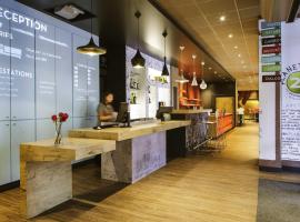 凡尔赛宫宜必思酒店 ，位于凡尔赛的酒店