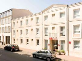 宜必思罗什福尔酒店，位于罗什福尔的酒店