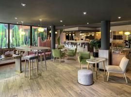 图尔中央车站宜必思酒店，位于图尔的宜必思酒店