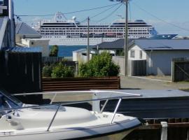 Nautical Nest，位于布拉夫的酒店