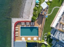 蕾佳娜酒店，位于赫拉弗多纳的酒店