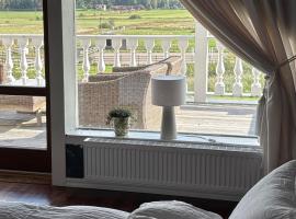 Annas gård, stall & pensionat，位于Fjärås的酒店