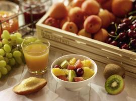 宜必思里斯本荷西玛尔禾酒店，位于里斯本的酒店