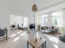 SpaceStays Apartment For 6