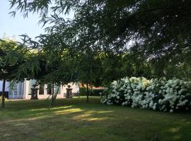 B&B de Tol，位于许尔斯特的酒店