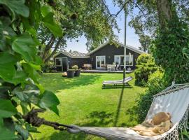 30116-Odder-P-Baatrupsvej-47，位于欧德尔的酒店