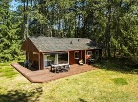 K20090-Store-Fuglede-Fredskovens-Engvej-4