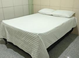 Apartamento aconchegante，位于马拉巴的酒店