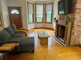 Jungle House Luxury Stays - Columbus Downtown Short North