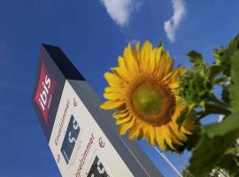 柏林德莱林登宜必思酒店，位于小马赫诺的宜必思酒店