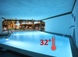 雷贝酒店，位于布雷佐内加尔达的酒店