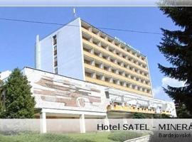 Hotel Mineral，位于巴德霍夫斯基库佩莱的酒店