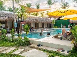 Sunlit Hostel，位于卢纳将军城的酒店