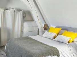 Appartement cosy et calme, vue sur le château